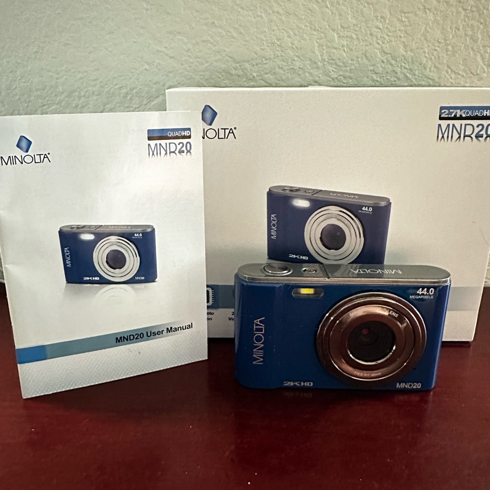 Minolta digital camera